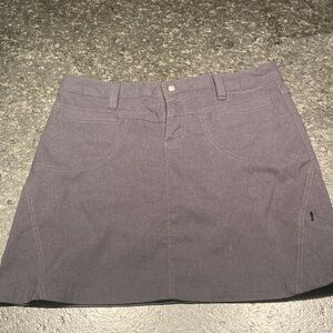 Athleta Black Women's Skirt size 8